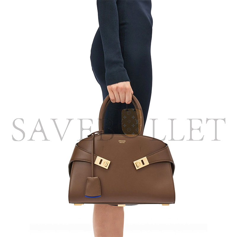 FERRAGAMO SMALL HUG LEATHER TOTE BAG (31.5*22*19cm)